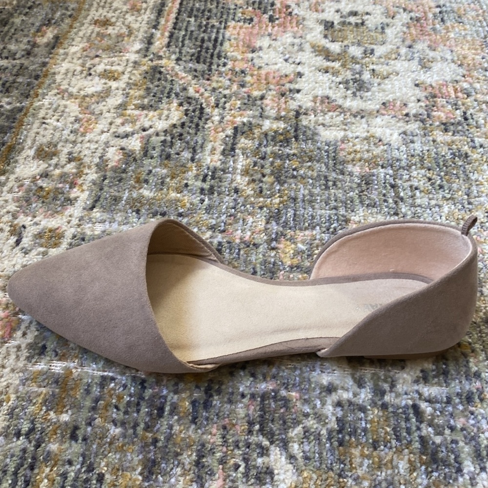 Neutral Flats - Picture 2 of 3